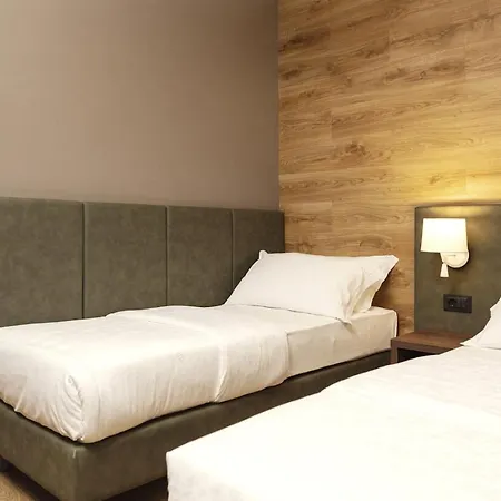 Canin Hotel