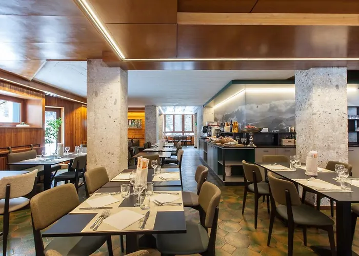 Canin 3* 셀라 네비아